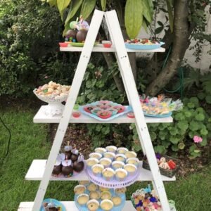 Escalera vintage para pasabocas